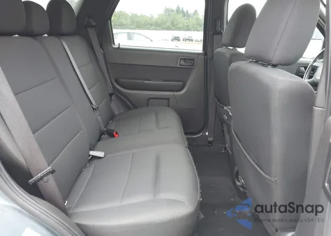 2011 Ford Escape Xlt z USA, uszkodzony, nr VIN 1FMCU0DG0BKB11904